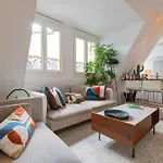 1 Min Walk From Opera - Ac - Authentic Parisian Experience !