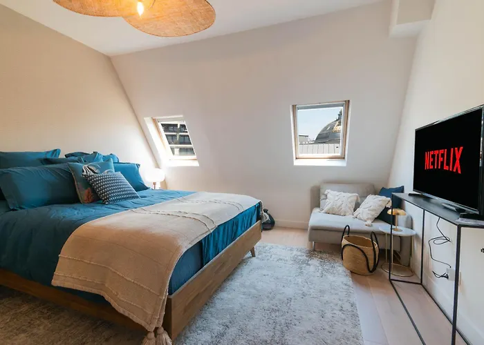 1 Min Walk From Opera - Ac - Authentic Parisian Experience !