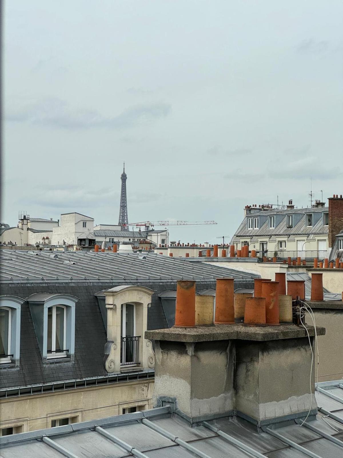 Apartment 1 Min Walk From Opera - Ac - Authentic Parisian Experience !