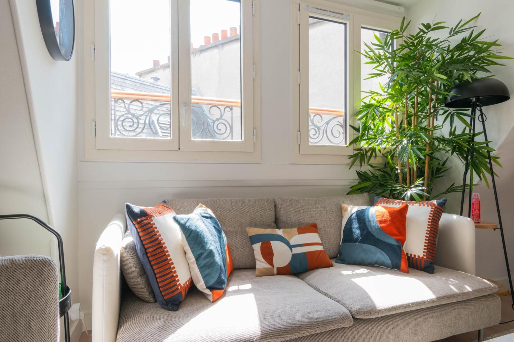 1 Min Walk From Opera - Ac - Authentic Parisian Experience ! * Paris