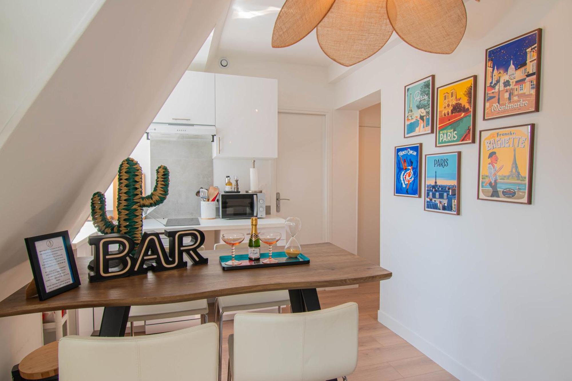 1 Min Walk From Opera - Ac - Authentic Parisian Experience ! * Paris